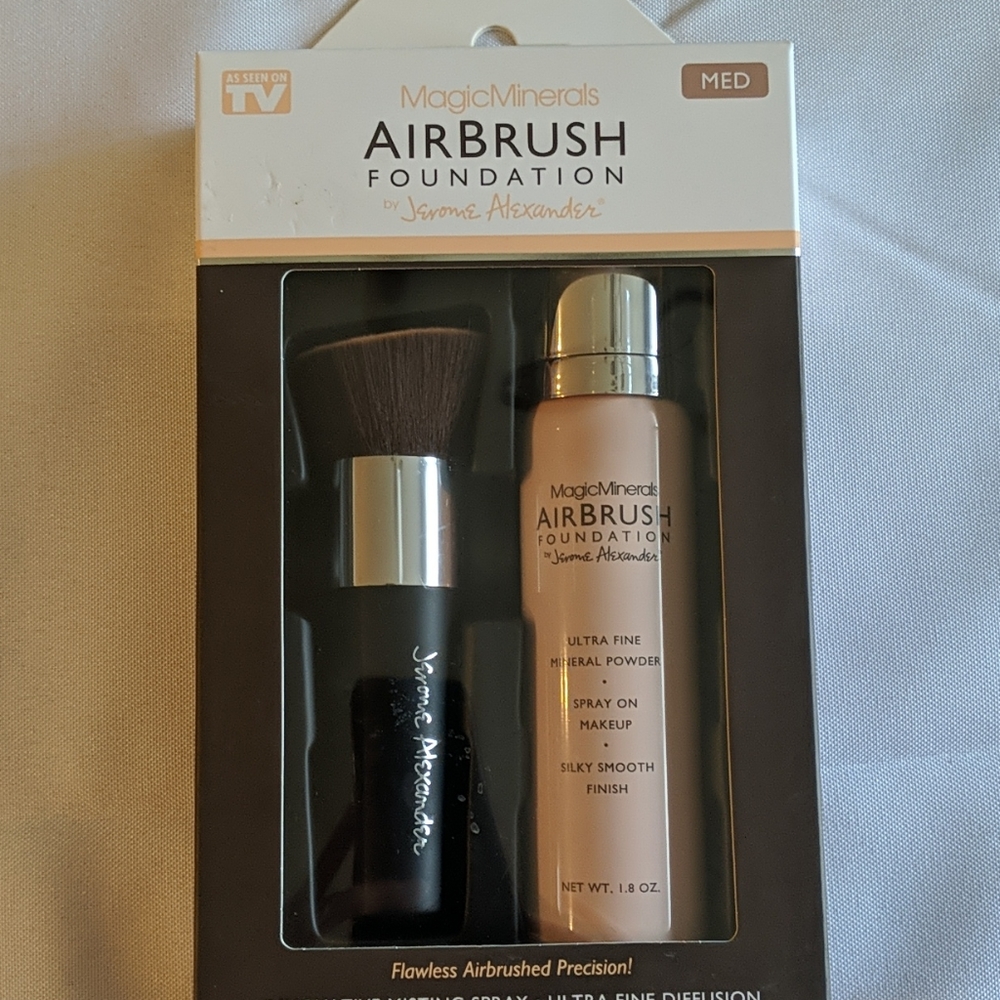 Magic Minerals Airbrush foundation medium